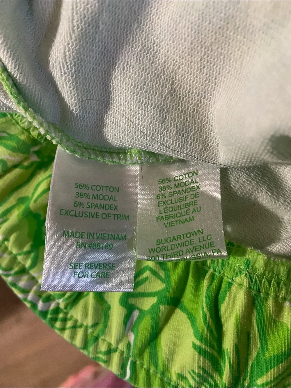 Lilly Pulitzer Kylar Knit Shorts - Large- “It’s A Spring Fling”- Like New